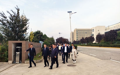 團(tuán)市委、市貿(mào)促會(huì)、市青企協(xié)一行到工投集團(tuán)涇河產(chǎn)業(yè)園考察交流