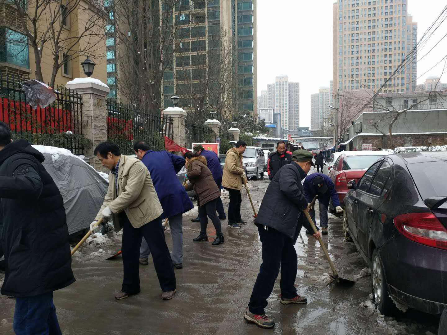 “以雪為令，御雪奮戰(zhàn)” 西安工業(yè)投資集團再行動